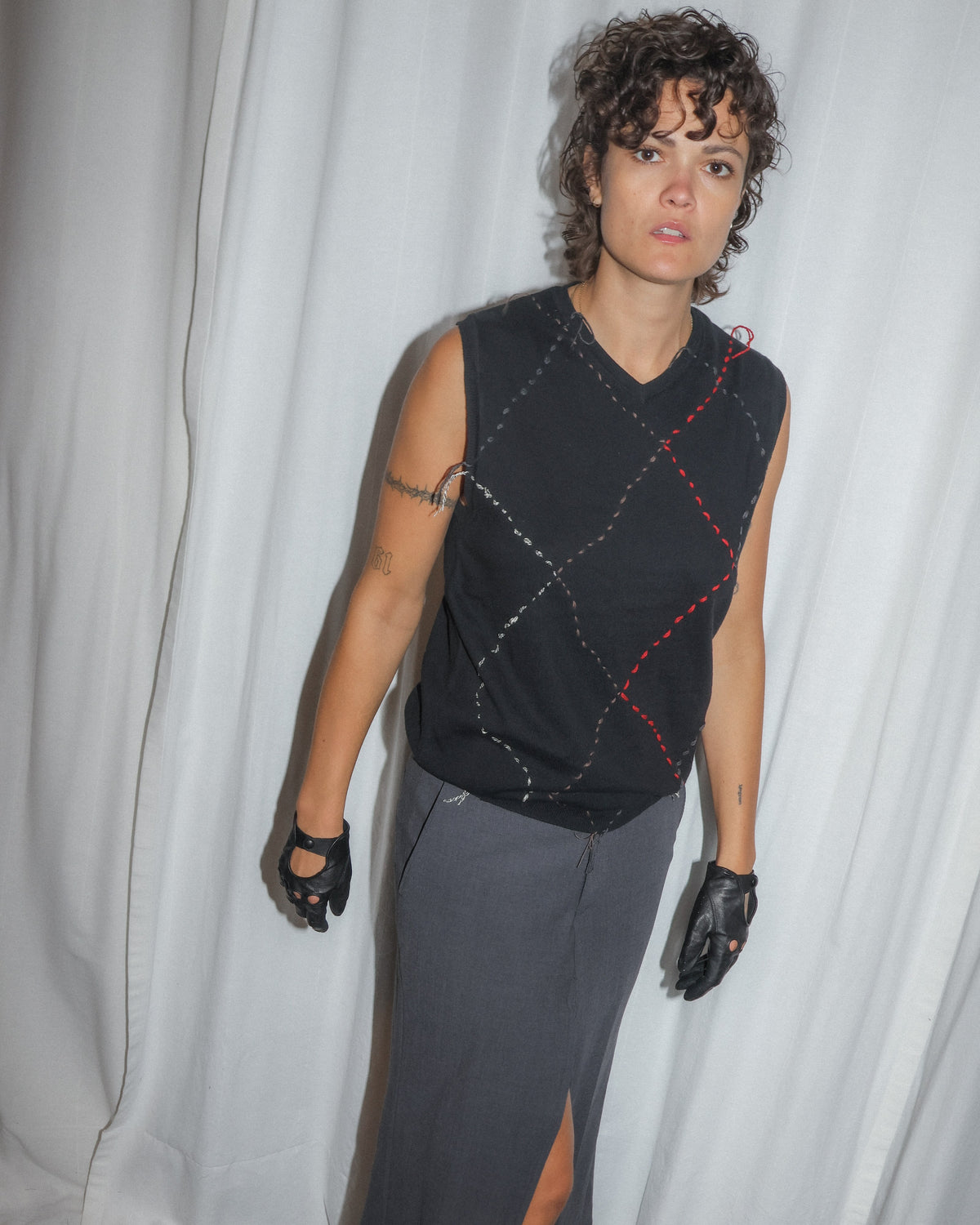 Black embroidery vest by RE;INCARNATED – image 3 of 4