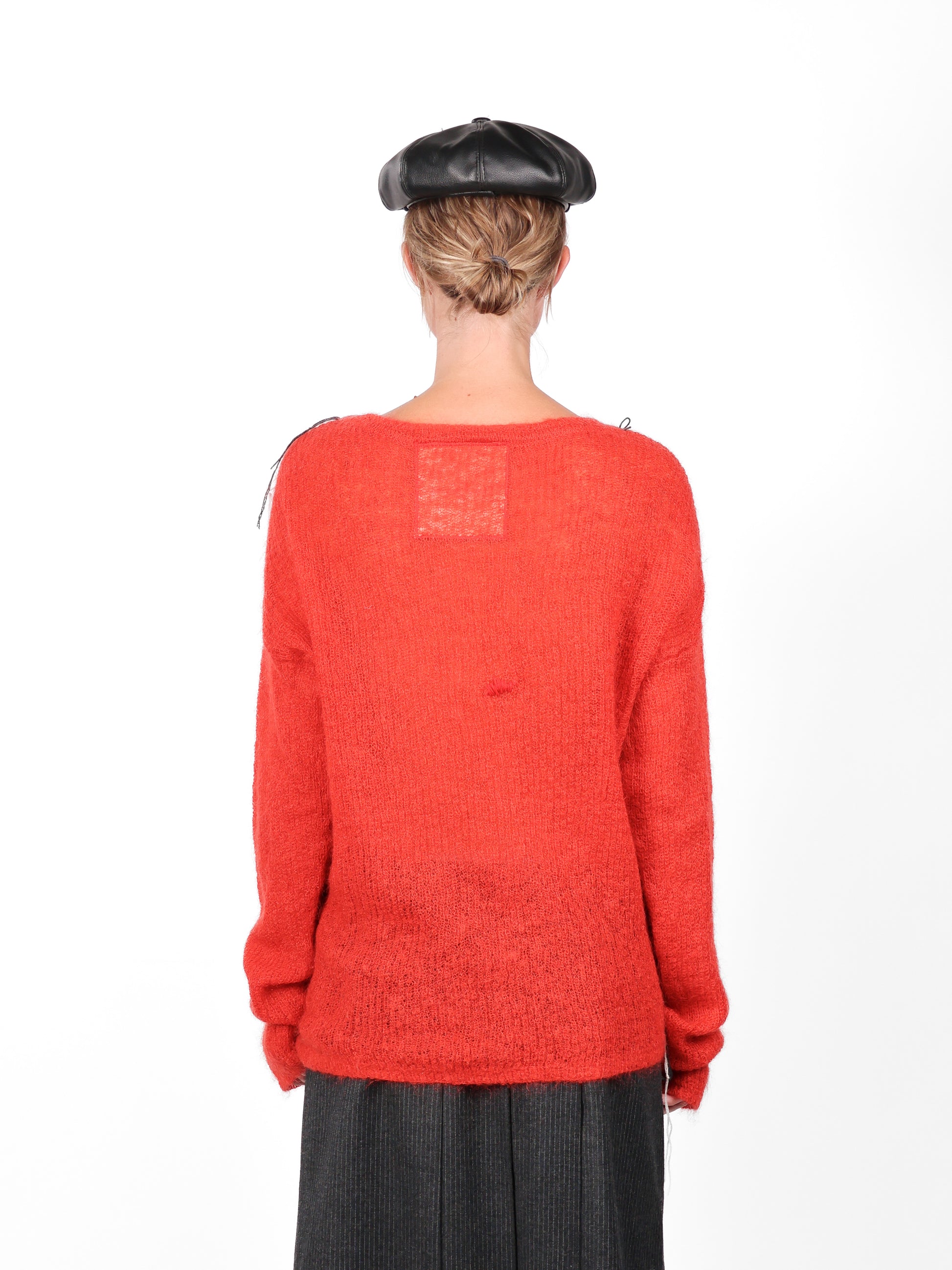 LONG RED KNIT