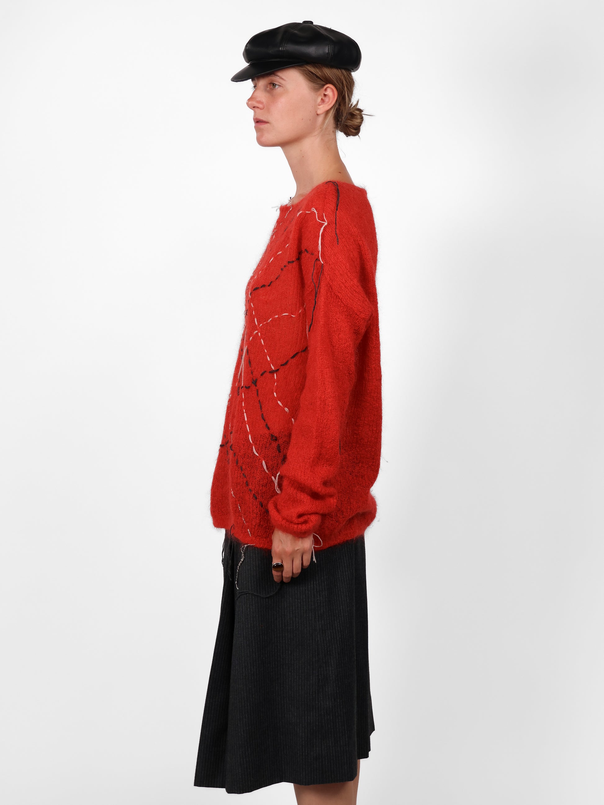 LONG RED KNIT