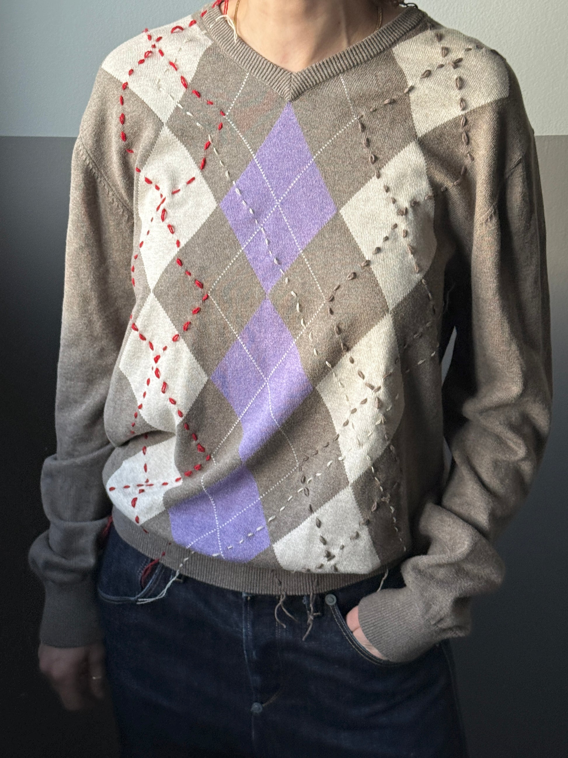BEIGE ARGYLE KNIT – SIZE L