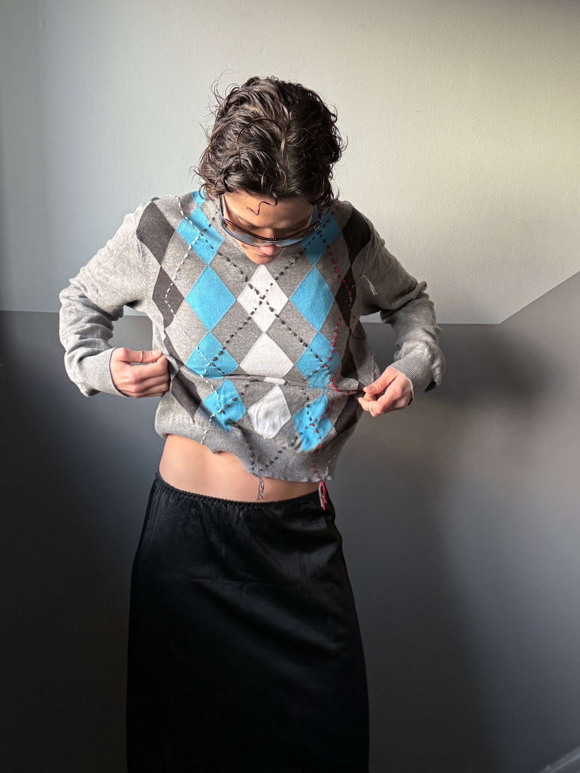GREY ARGYLE KNIT – SIZE L