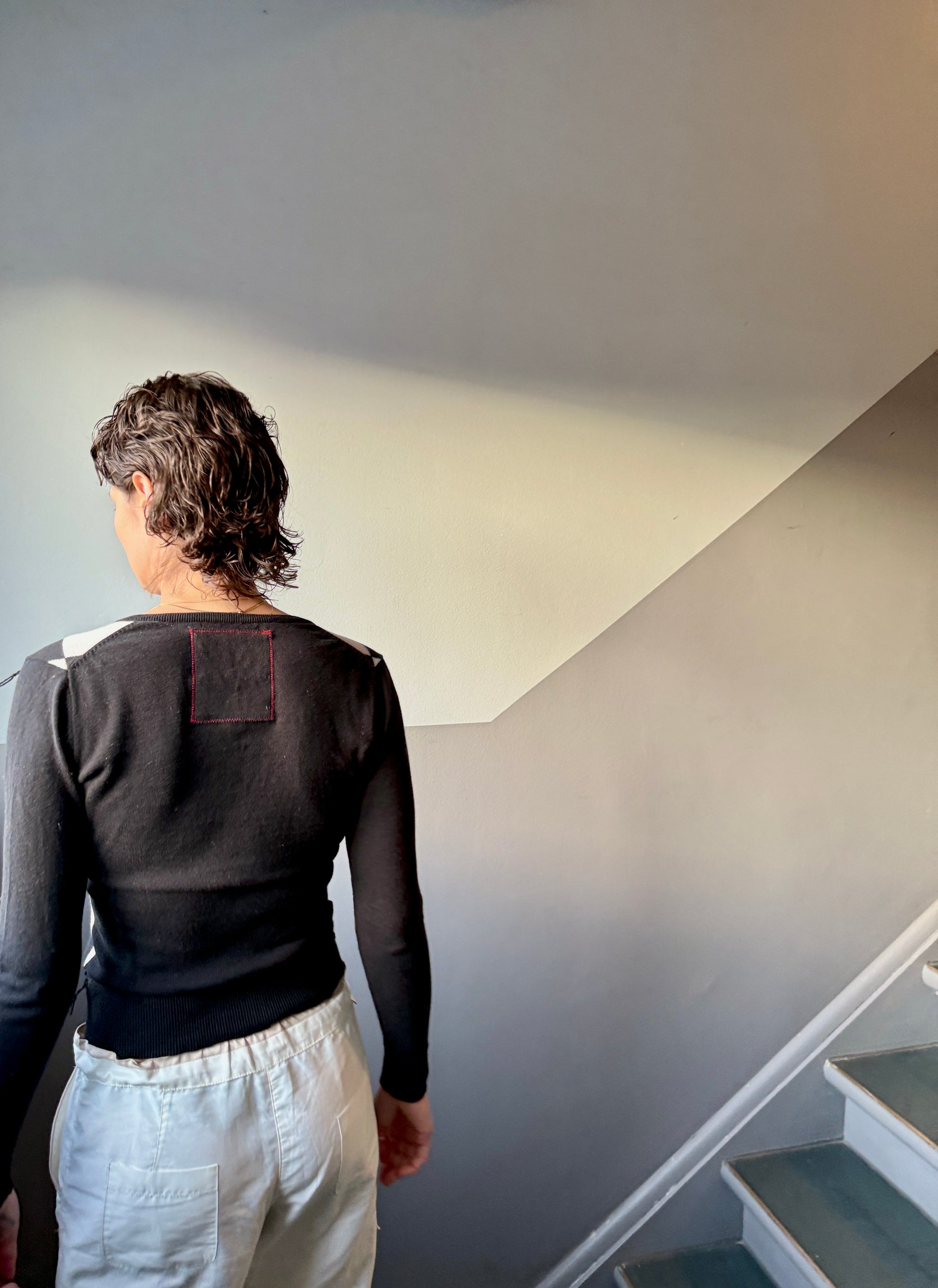 BLACK ARGYLE KNIT – SIZE XS