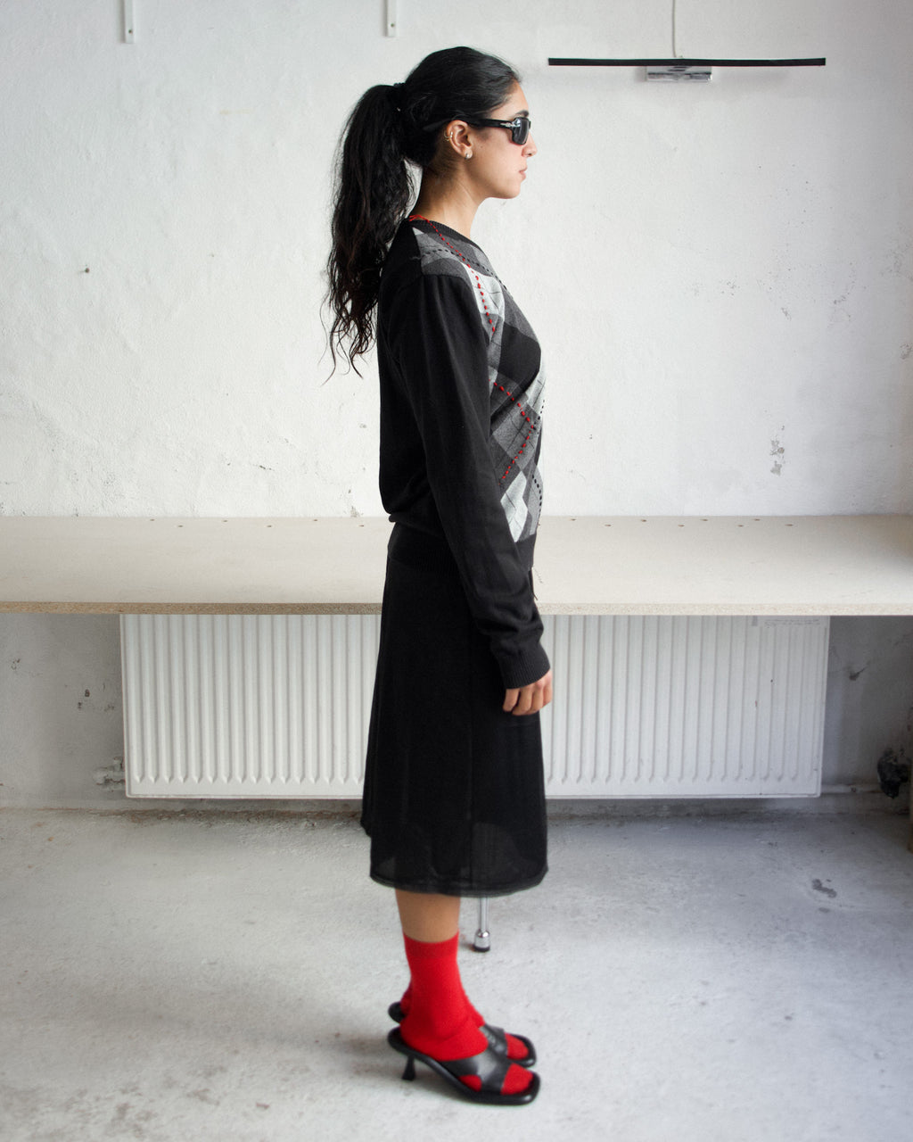 BLACK ARGYLE KNIT