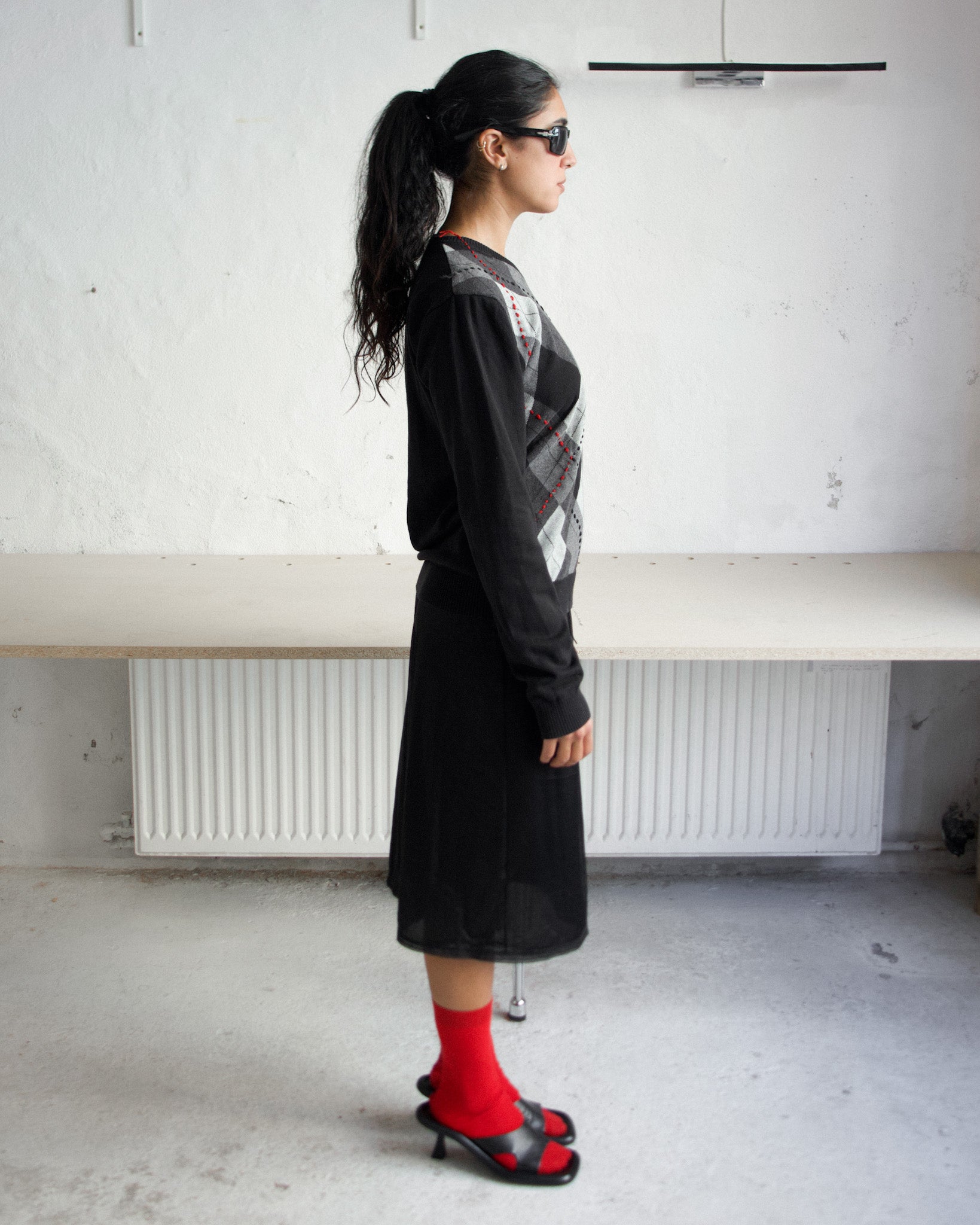 BLACK ARGYLE KNIT