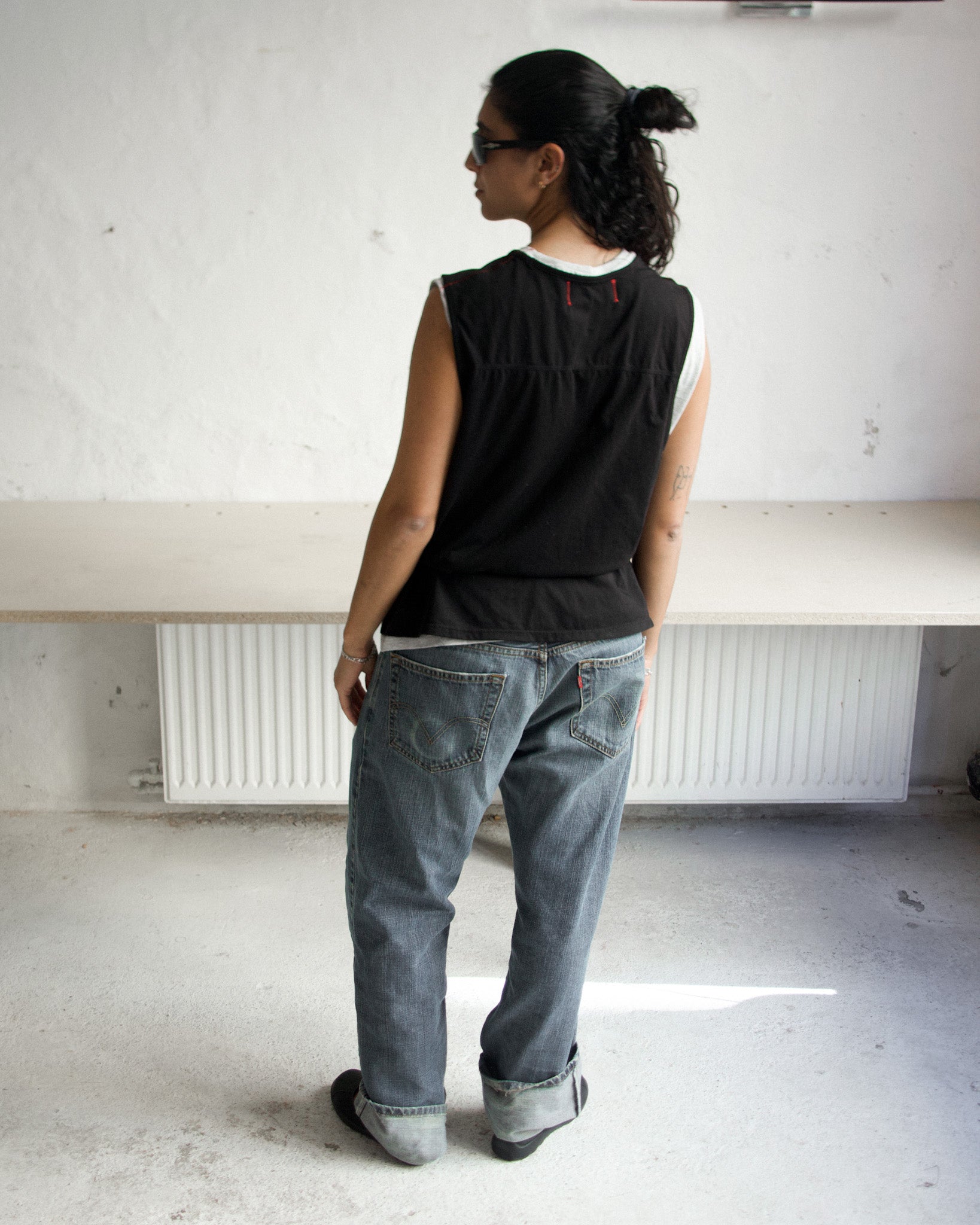 BLACK/GREY JERSEY TOP