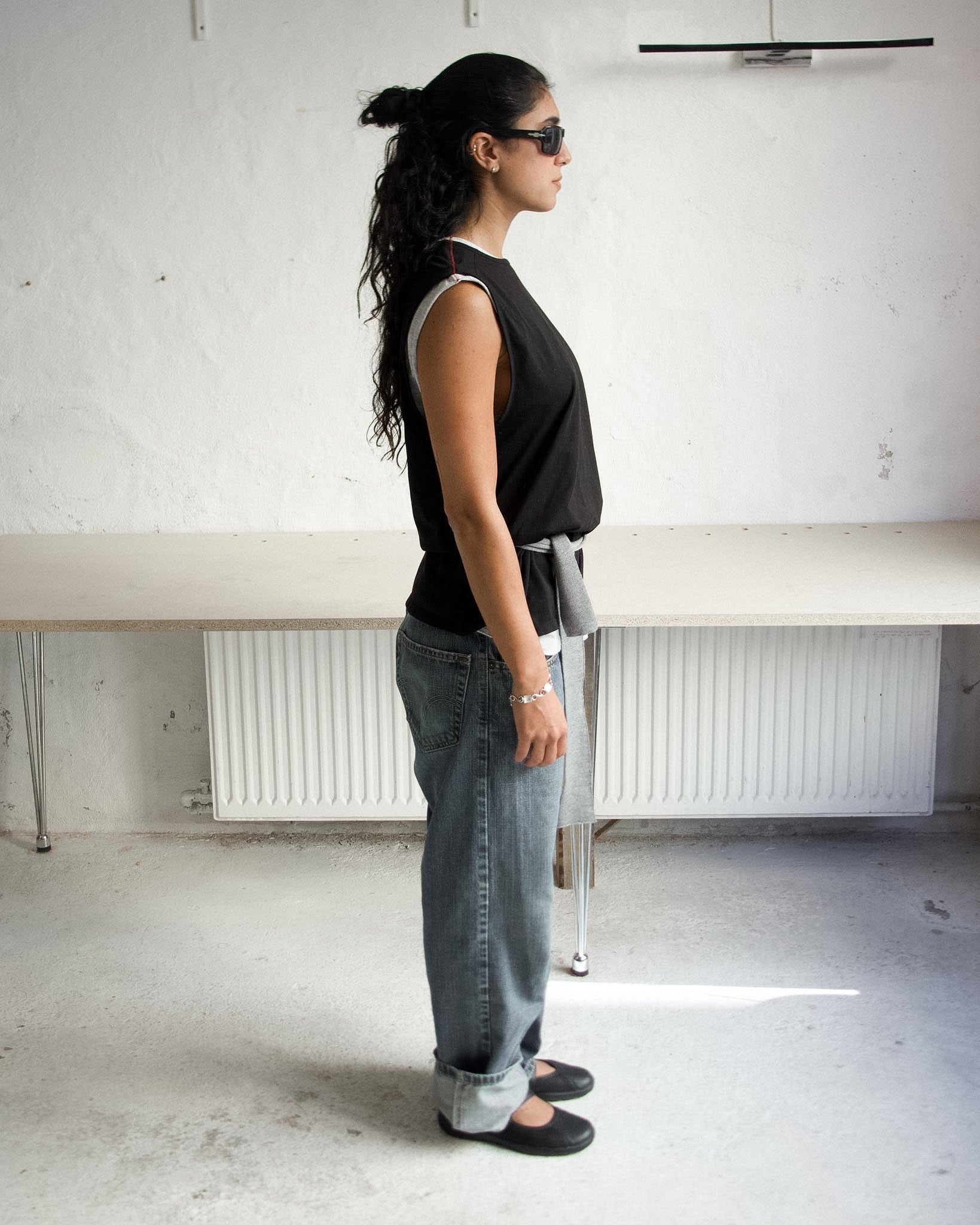 BLACK/GREY JERSEY TOP