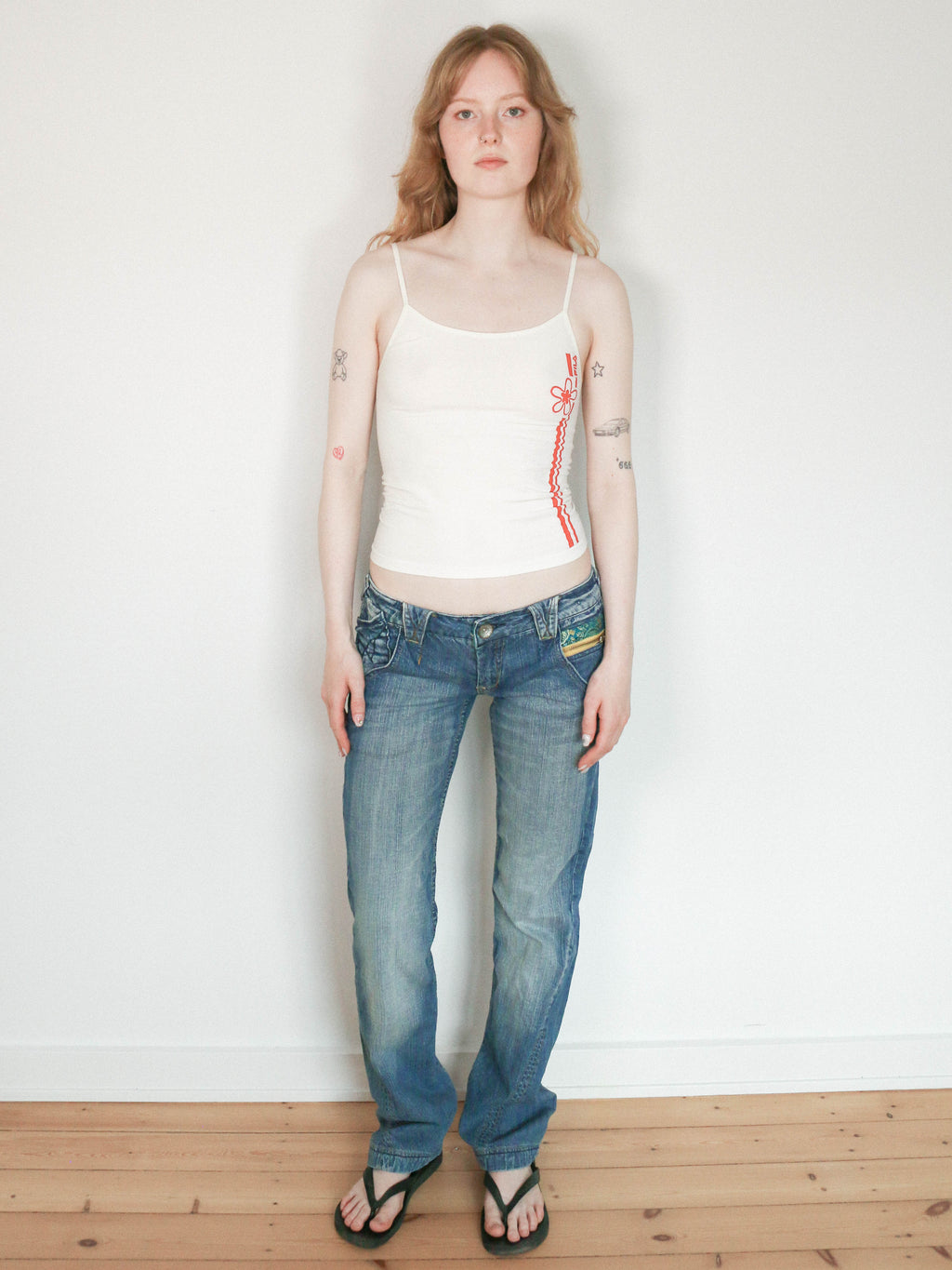 LOWRISED JEANS