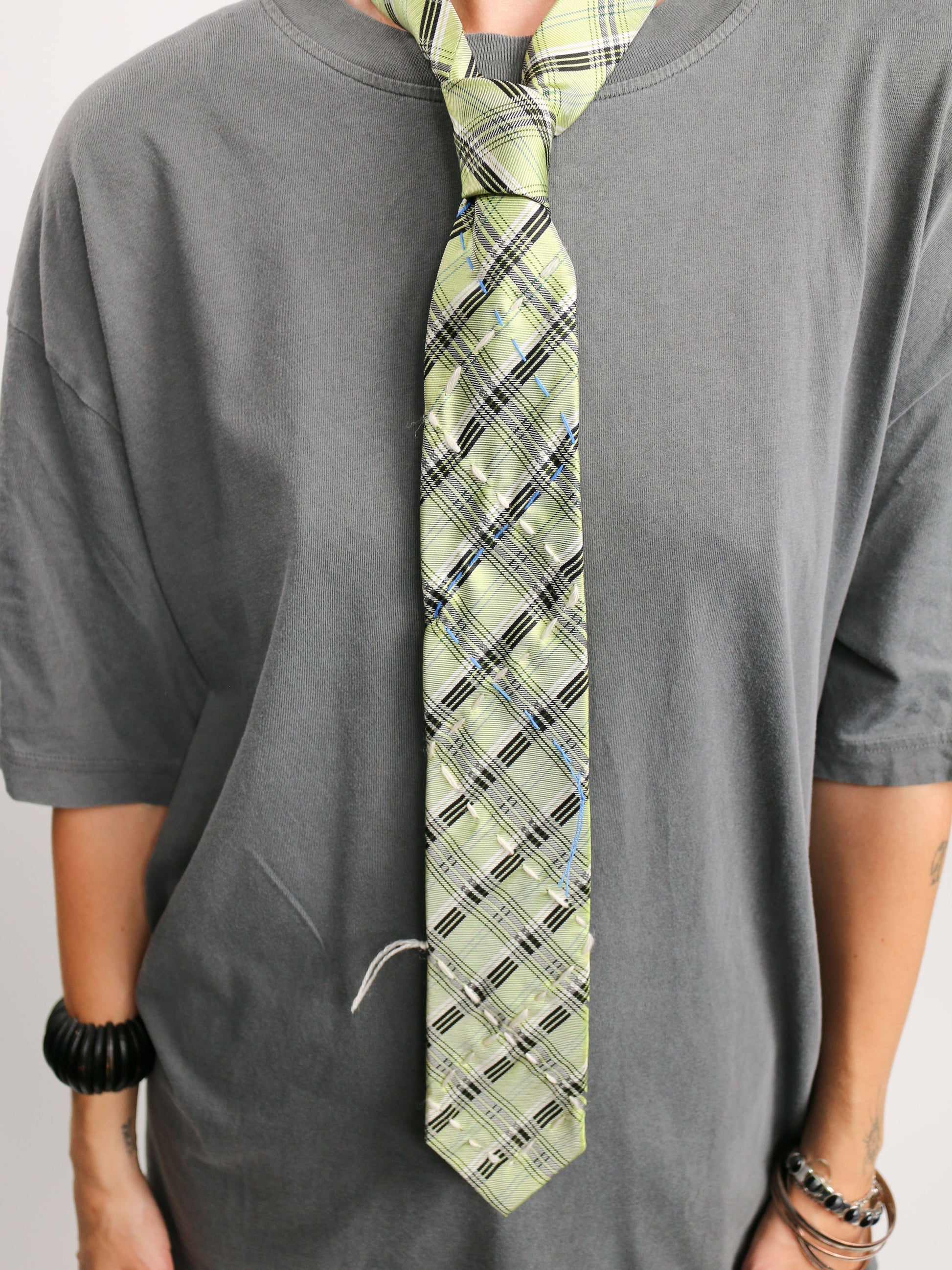 GREEN TIE